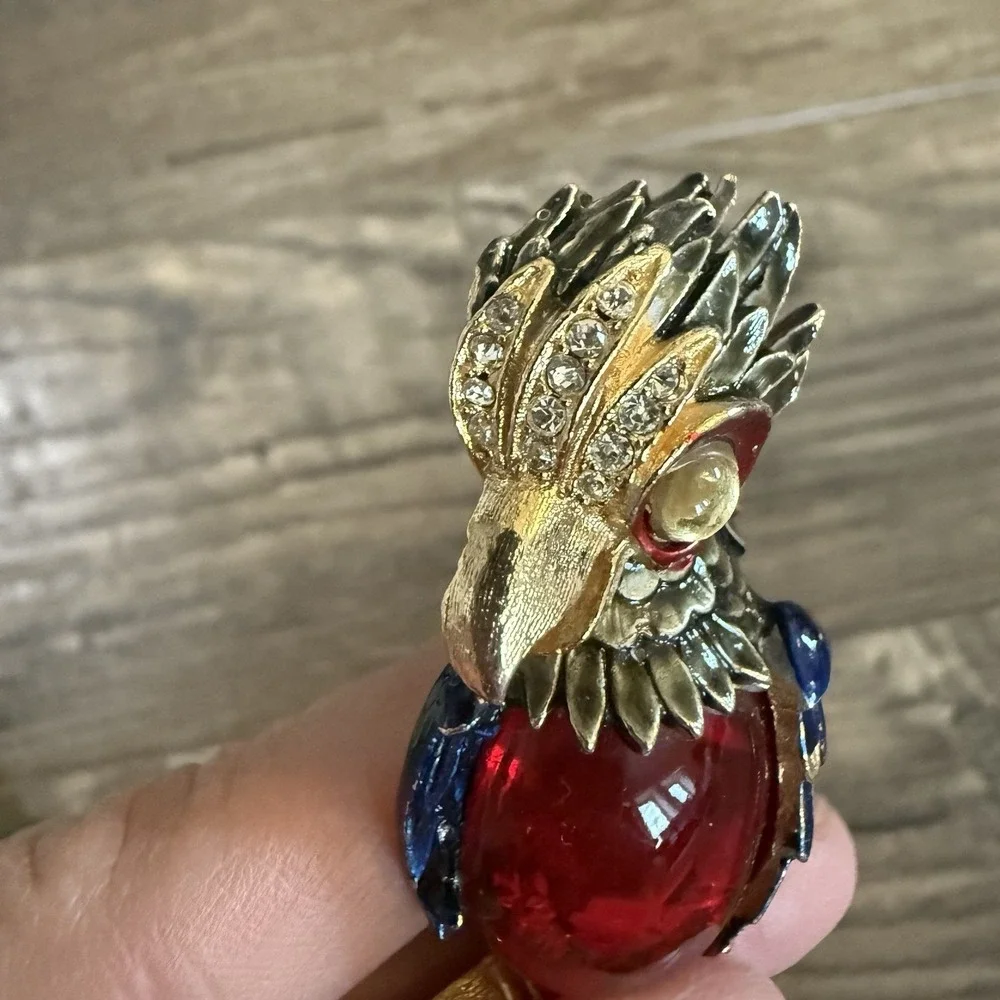 Vintage Gold‎ Tone Parrot Brooch Red Glass Cabochon Body Blue Enamel Wings Pin